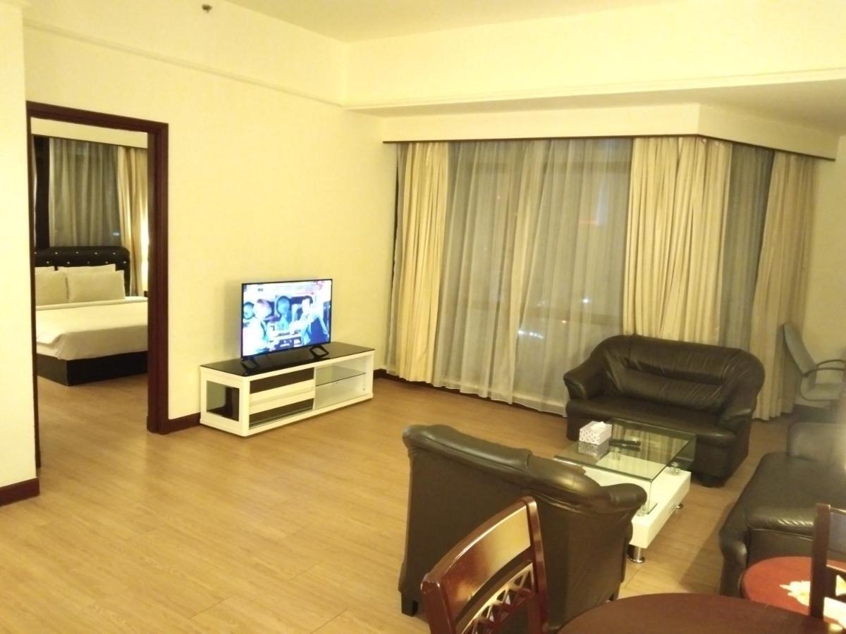 Residence Suite At Berjaya Times Square Kl Куала Лумпур Екстериор снимка
