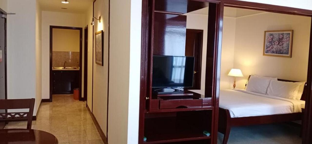Residence Suite At Berjaya Times Square Kl Куала Лумпур Екстериор снимка