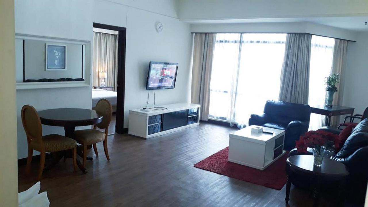 Residence Suite At Berjaya Times Square Kl Куала Лумпур Екстериор снимка