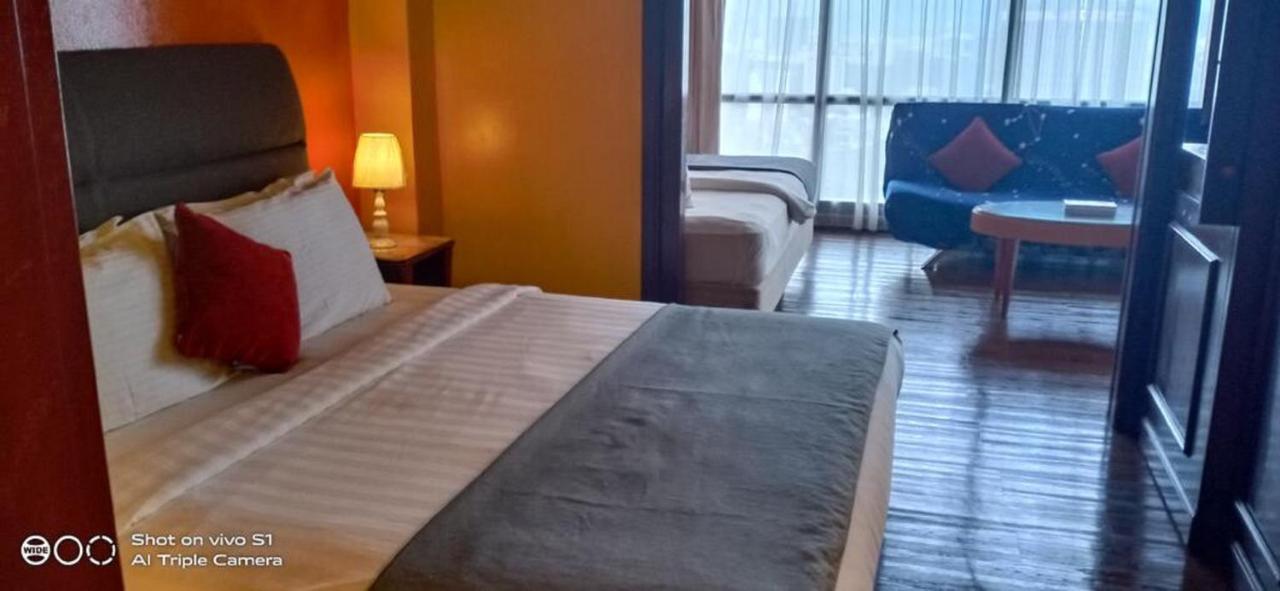 Residence Suite At Berjaya Times Square Kl Куала Лумпур Екстериор снимка