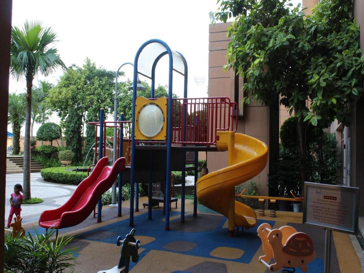 Residence Suite At Berjaya Times Square Kl Куала Лумпур Екстериор снимка