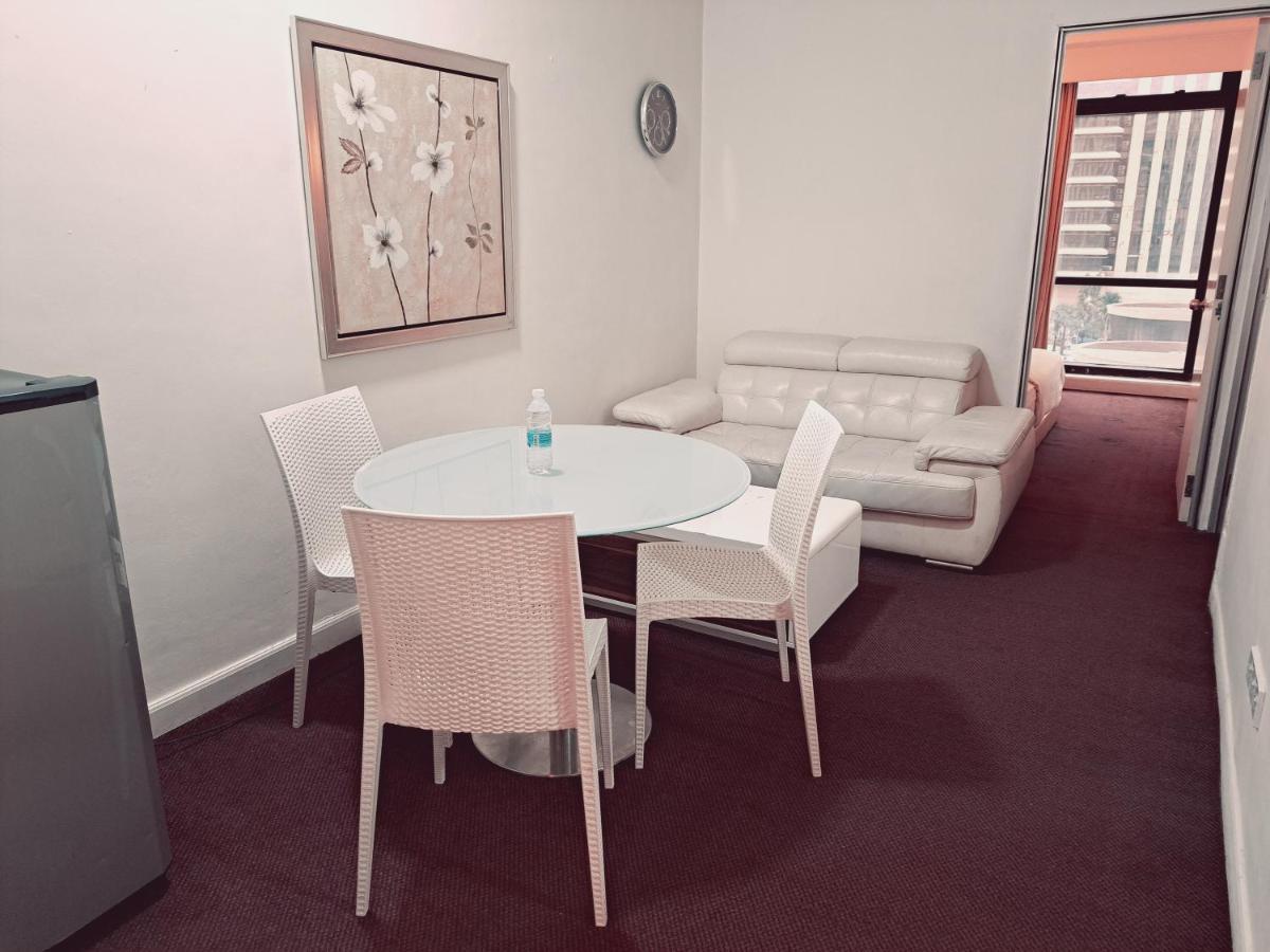 Residence Suite At Berjaya Times Square Kl Куала Лумпур Екстериор снимка