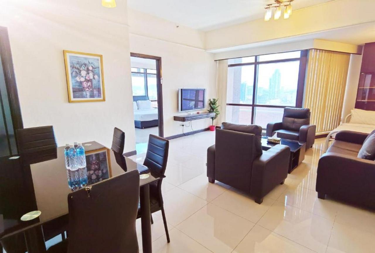 Residence Suite At Berjaya Times Square Kl Куала Лумпур Екстериор снимка