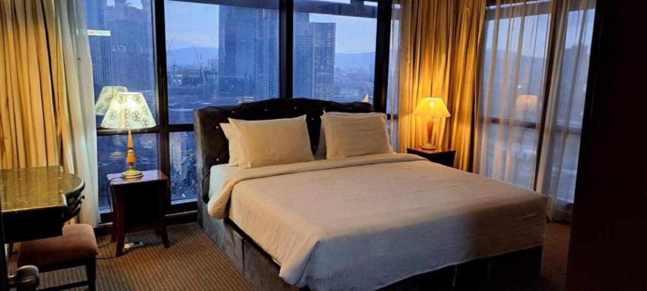 Residence Suite At Berjaya Times Square Kl Куала Лумпур Екстериор снимка